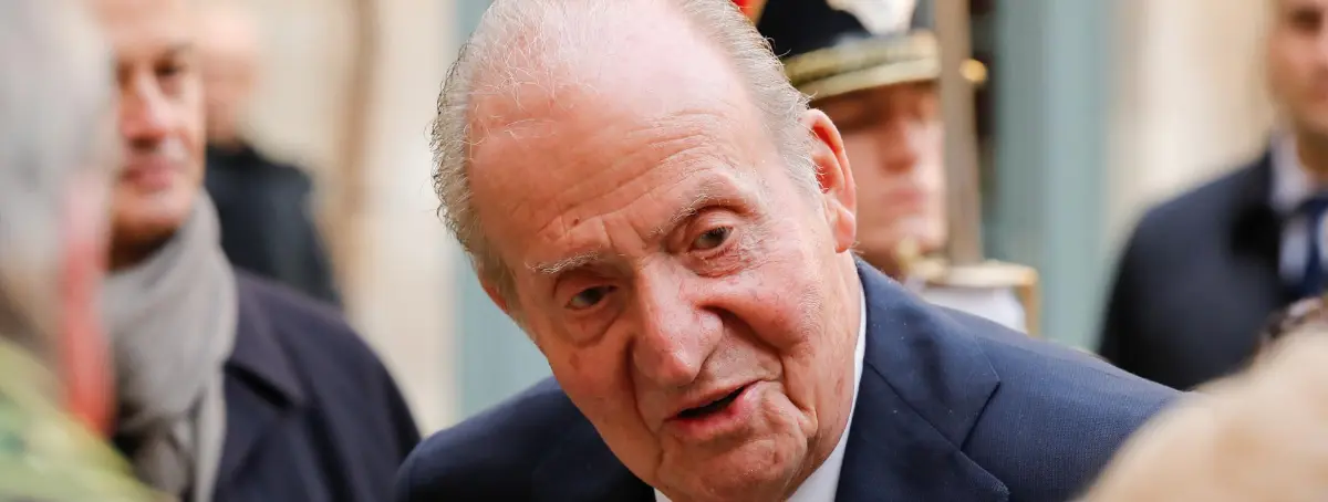 Juan Carlos I recibe mensajes de su nieta en los que le dice que su madre es quien no la deja ir a verlo