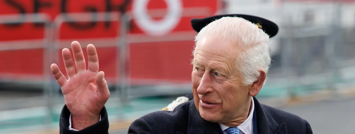 Carlos III necesita consumir alcohol de forma diaria