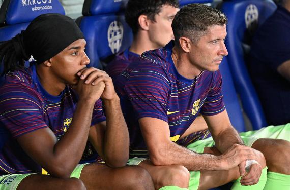 Robert Lewandowski se lo está pensando porque la oferta es irrechazable