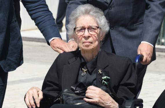 Zarzuela contrata enfermeras que se turnan día y noche por el empeoramiento de la tía Pecu