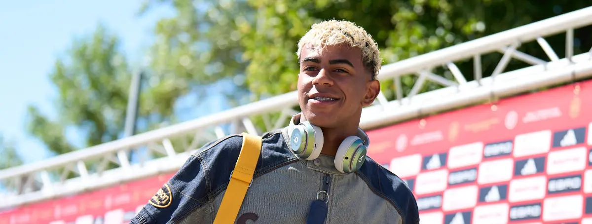 Lamine Yamal comienza a ser un problema en el vestuario de La Roja: “va de estrellita”