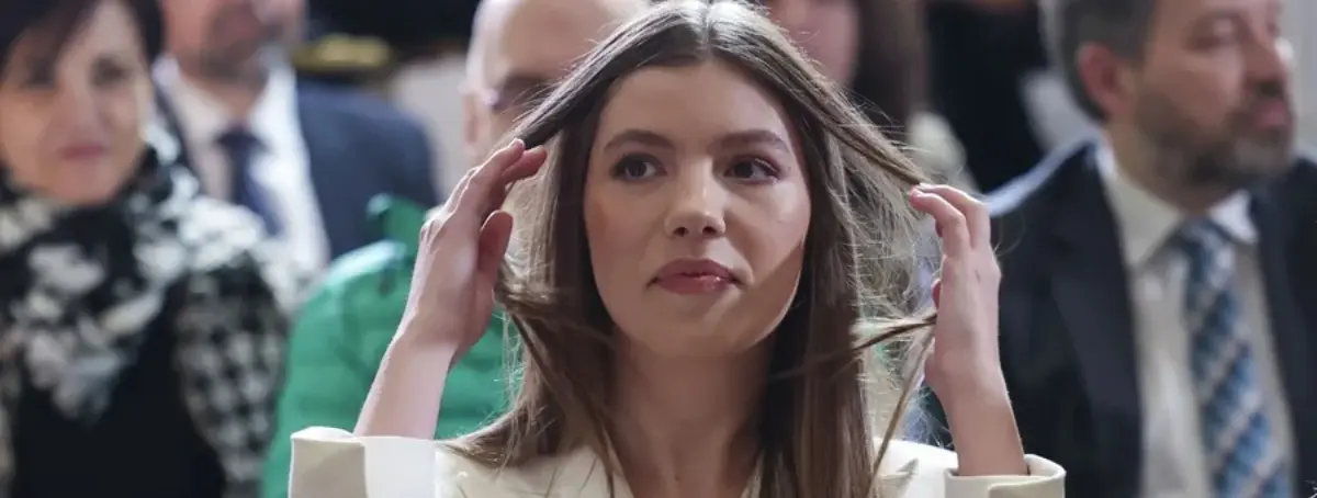 La infanta Sofía pidió a su padre estudiar fuera de España porque no quiere vivir en Zarzuela con Letizia