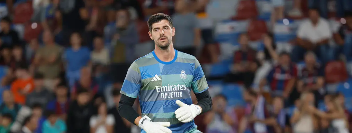 Courtois no se quejará, pero, por momentos, el Real Madrid juega con diez