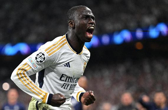 Trabaja más que con Ancelotti, quiere impresionar a Xabi Alonso porque sabe que si no está fuera