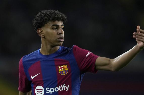 Flick empieza a estar preocupado con Lamine Yamal, tiene prácticamente decidido mandarlo al banquillo