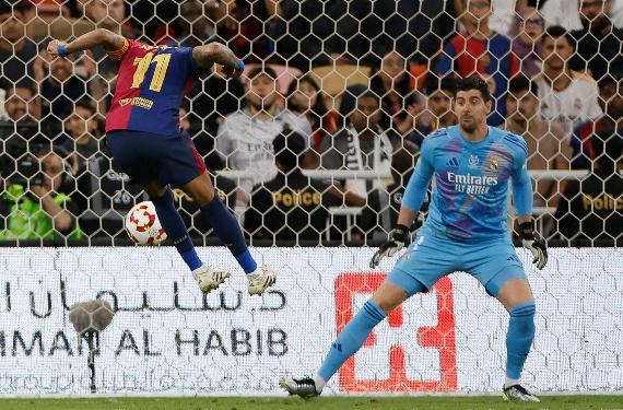 Courtois no le habla, Fede Valverde deja de reírle las gracias y cada vez son más los que lo quieren fuera