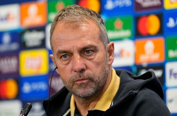 Hansi Flick rompe el silencio tras el fallo de Joan García ante el Oviedo