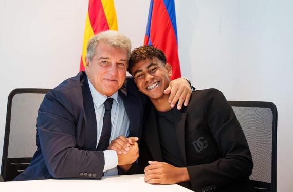 La directiva del Barça pide a Jorge Mendes que intervenga por el bien de Lamine Yamal