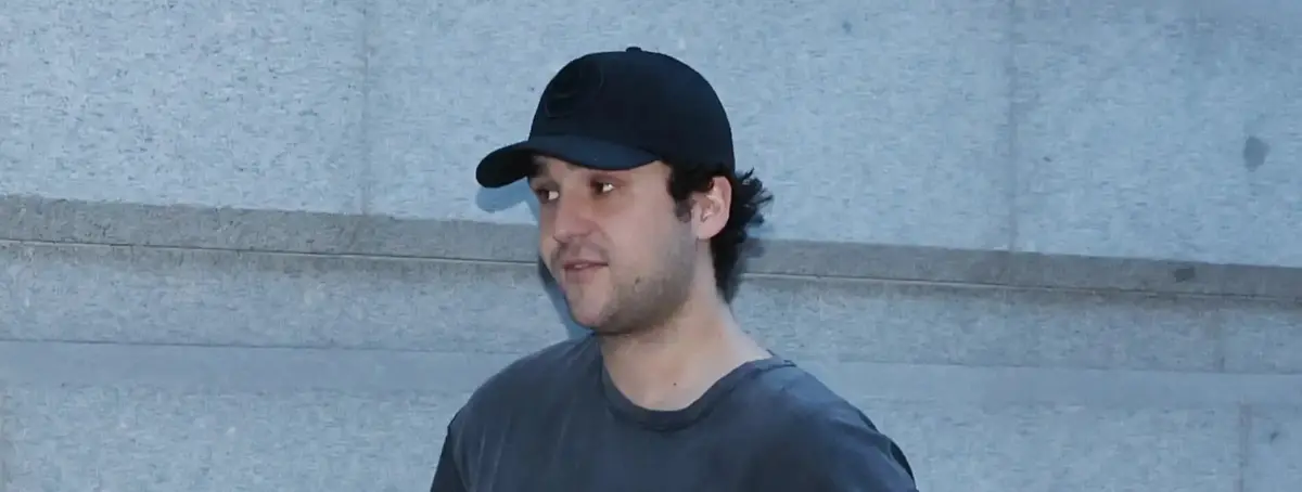 Froilán la vuelve a liar y su escolta tiene que intervenir una vez más