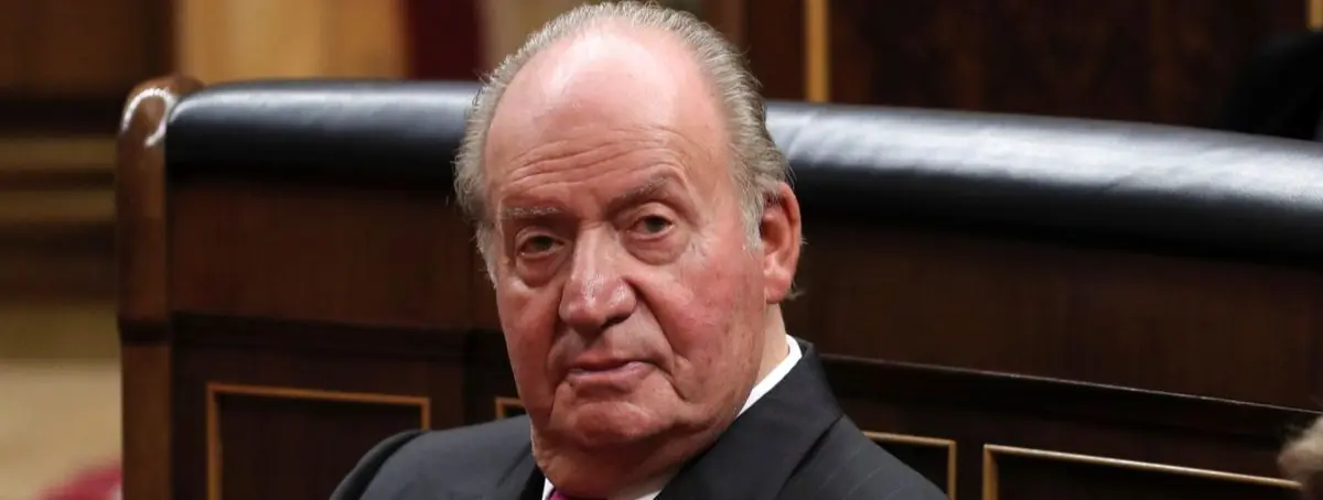 Juan Carlos I ha estado usando el helicóptero de Casa Real para mantener relaciones con sus amantes