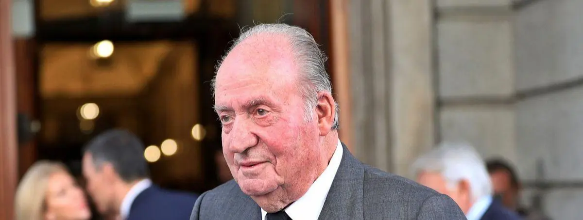 Juan Carlos I le busca trabajo después de haber sido rechazado en cuatro procesos de selección