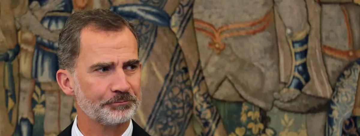 Felipe VI ha utilizado a sus hermanas para negociar con su padre la inocencia de la reina Sofía
