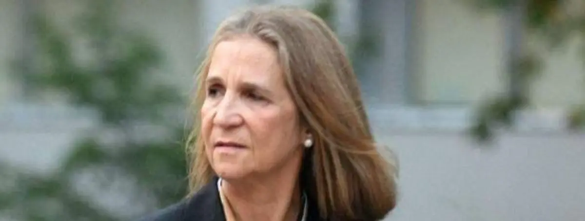 La infanta Elena es quien ha explicado a su hermano que su padre está grave