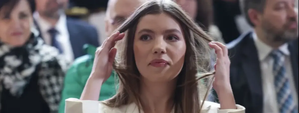 La infanta Sofía degradada por su abuelo que sólo tiene ojos para Leonor