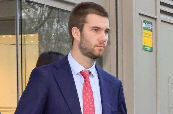 Los hermanos de Juan Urdangarin no conocen a su novia, pero sí a su novio, con el que ha vivido en Londres