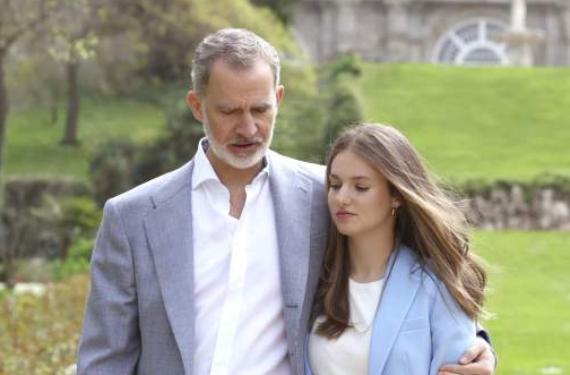 Leonor tiene órdenes de sus padres de no contestar las llamadas ni mensajes del abuelo