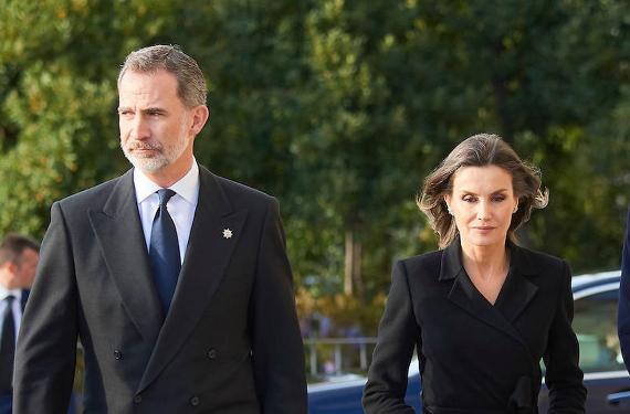 Batalla campal entre Letizia y Felipe VI por las memoria de Juan Carlos I; no viven juntos