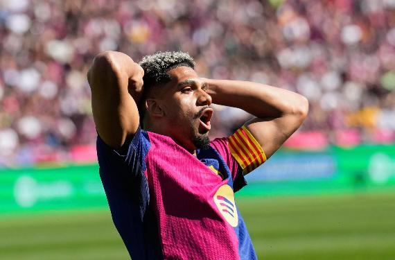 Ronald Araújo y Pedri han hablado en privado porque está perjudicando gravemente al Barça