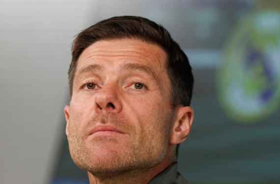 Xabi Alonso tiene a varios detractores en el vestuario del Real Madrid que hablan mal a Florentino Pérez