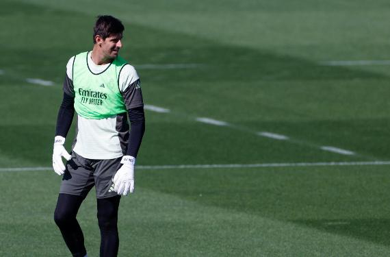 Courtois, y no es el único, no entiende a Xabi Alonso, entrena como el mejor en el Real Madrid, y no juega