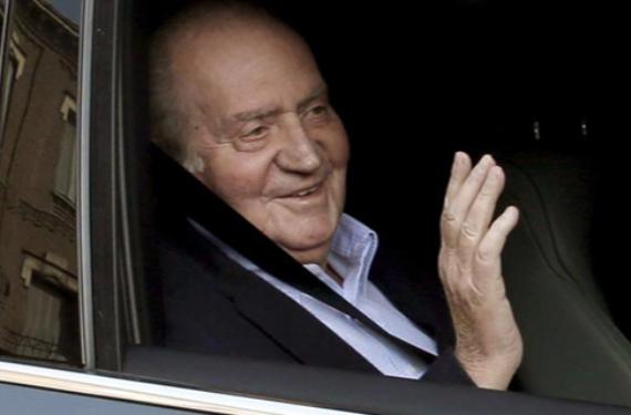 Sábado negro en El Pardo termina con la salida precipitada de Juan Carlos I a las horas de llegar