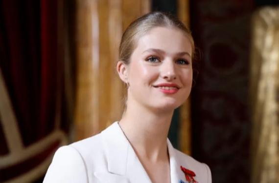 Leonor forma parte de la trama que pone a la reina Sofía en la mesa de negociación