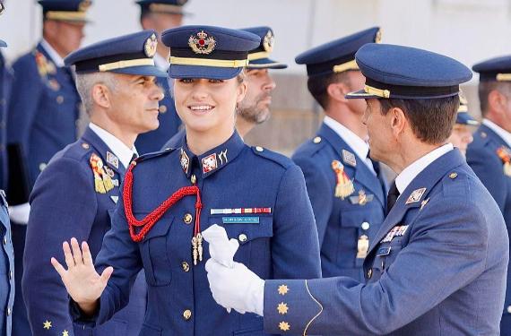 Oficiales de San Javier cuentan que Leonor no llega a la nota mínima