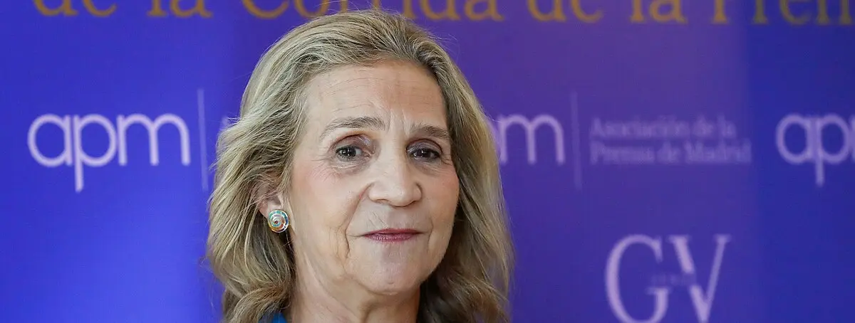 La infanta Elena explica a sus más allegados que papa se fue de Madrid muy enfadado con Leonor