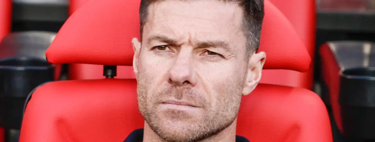 Tres jugadores no quieren seguir si Florentino Pérez mantiene a Xabi Alonso