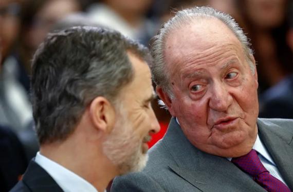 Juan Carlos I intentó llevarse papeles y documentos de Zarzuela, pero su hijo, Felipe VI, se lo impidió