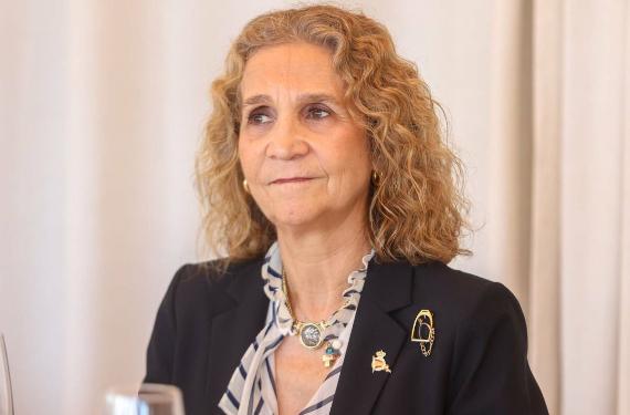 La infanta Elena tiene un nuevo trabajo, se lo ha buscado su hermano, es temporal, pero quieren que se quede