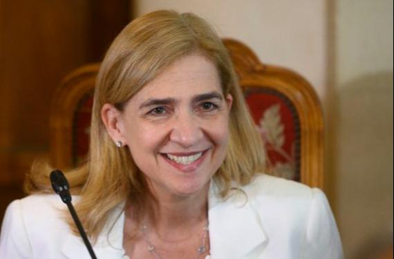 La infanta Cristina pide a su hermano que tenga cuidado con Letizia porque conoce los trapos sucios