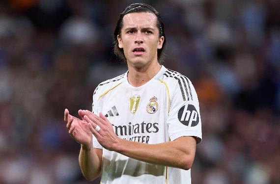 Álvaro Carreras pide a Xabi Alonso no volver a jugar de central