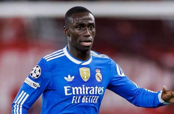 Florentino Pérez encuentra al recambio de Mendy