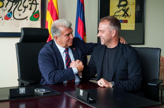 Hansi Flick tenía razón y se lo dijo a Laporta: "No se vende"