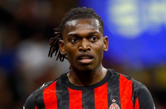 Rafael Leão toma una decisión: deja el AC Milan y apunta al gran fichaje del verano