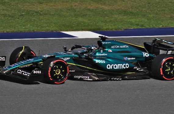 ASTON MARTIN PREPARA SU GRAN GOLPE: LAS MEJORAS QUE ILUSIONAN A FERNANDO ALONSO