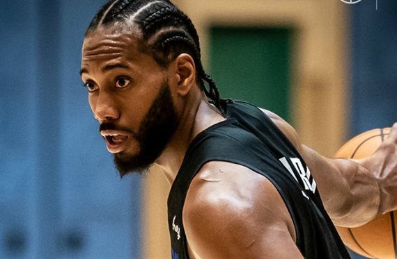 Kawhi Leonard asusta a LeBron James pero pierde a dos compañeros
