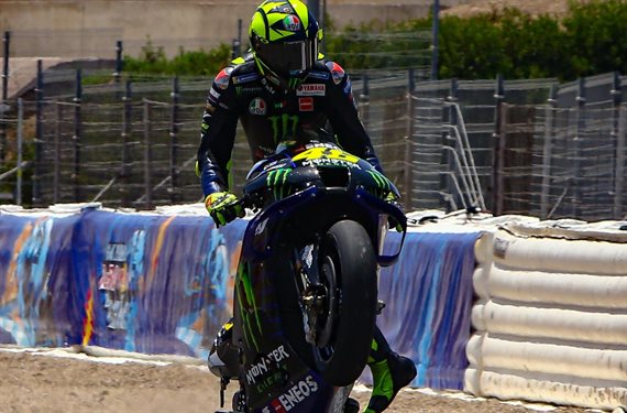 Valentino Rossi ha vuelto y Márquez tiembla: ¡A un podio de los 200!