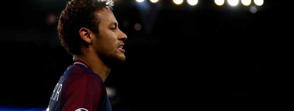 Florentino Pérez estaría pensando hacer caja con la venta del centrocampista alemán Toni Kroos, quien esta temporada no está alcanzando su mejor versión. Su precio podría estar entorno a los 100 millones.